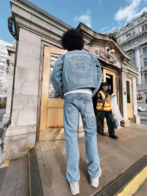 levi's x gucci